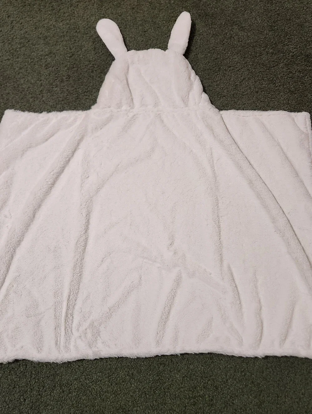 Pottery Barn Kids Hooded Bunny Rabbit Towel White Plush Faux Fur Bath Pool 34x23